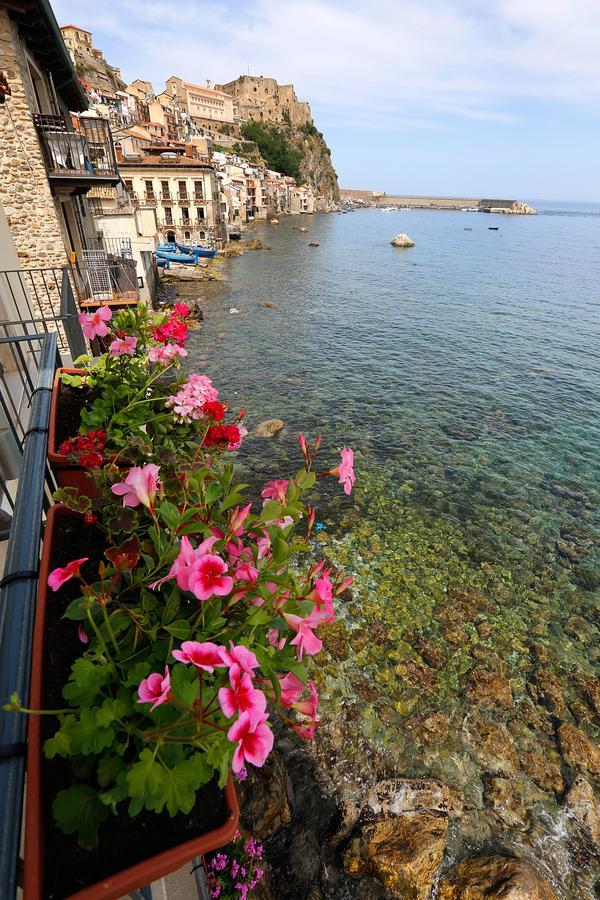 Il Casato Deluxe Rooms Scilla Luaran gambar