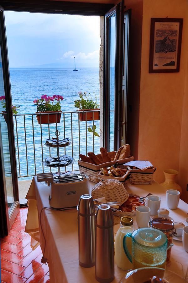 Il Casato Deluxe Rooms Scilla Luaran gambar