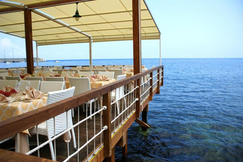 Il Casato Deluxe Rooms Scilla Luaran gambar