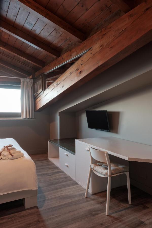 Il Casato Deluxe Rooms Scilla Luaran gambar