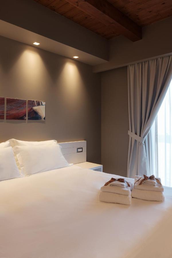 Il Casato Deluxe Rooms Scilla Luaran gambar