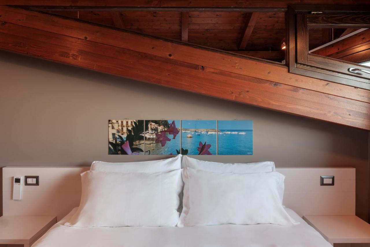 Il Casato Deluxe Rooms Scilla Luaran gambar